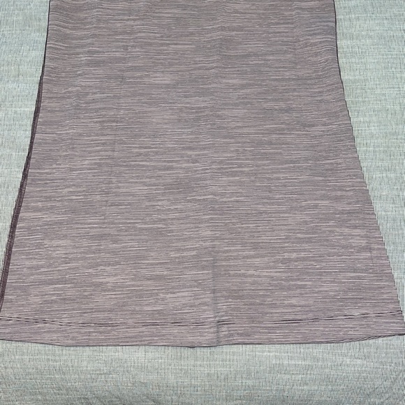 LULULEMON: tank top - Picture 3 of 5
